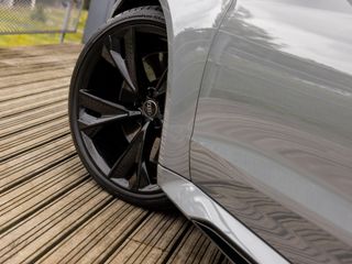 Voertuigafbeelding 13