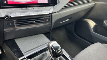 Voertuigafbeelding 12