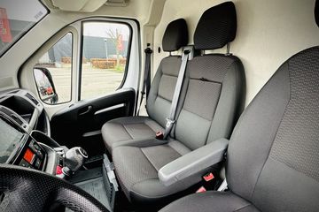 Voertuigafbeelding 14