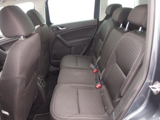 Voertuigafbeelding 38