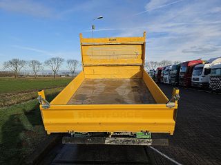 Voertuigafbeelding 11