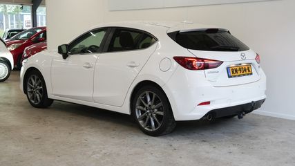 Voertuigafbeelding 3