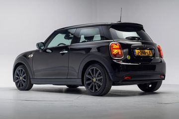 Voertuigafbeelding 2