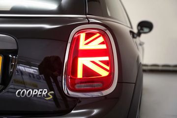 Voertuigafbeelding 36