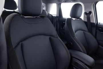 Voertuigafbeelding 4