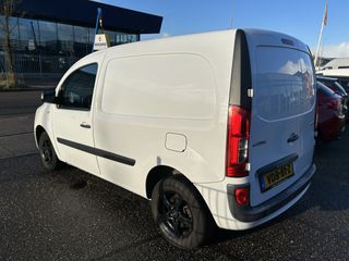 Voertuigafbeelding 2