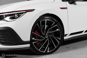 Voertuigafbeelding 18