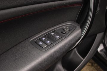 Voertuigafbeelding 33