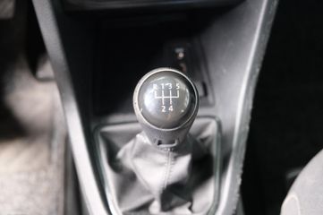 Voertuigafbeelding 13