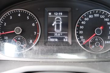 Voertuigafbeelding 14