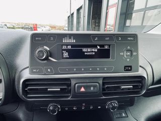 Voertuigafbeelding 14