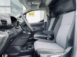 Voertuigafbeelding 8