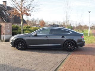 Voertuigafbeelding 6