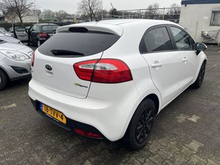 Voertuigafbeelding 3