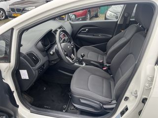 Voertuigafbeelding 4