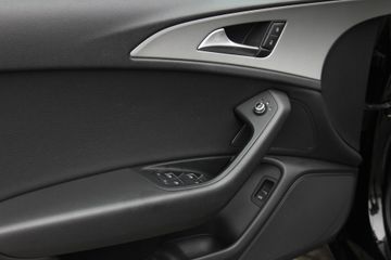 Voertuigafbeelding 15