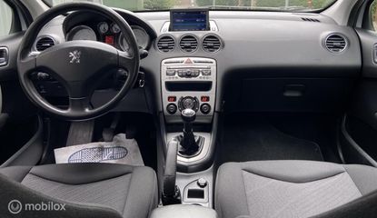 Voertuigafbeelding 8