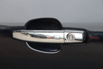 Voertuigafbeelding 12