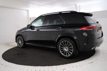 Voertuigafbeelding 3