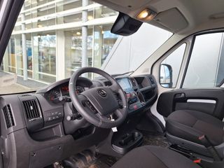 Voertuigafbeelding 6