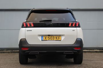 Voertuigafbeelding 10