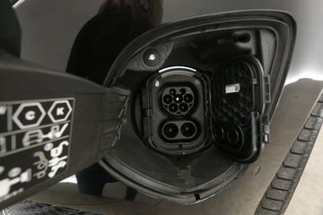 Voertuigafbeelding 8