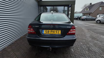 Voertuigafbeelding 8