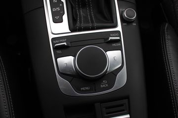 Voertuigafbeelding 30