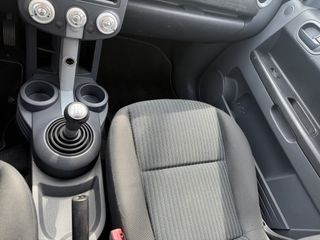 Voertuigafbeelding 16