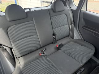 Voertuigafbeelding 48