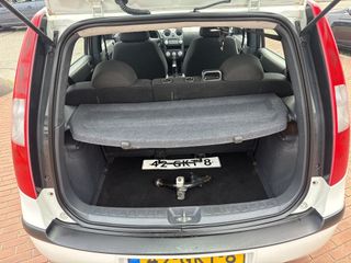 Voertuigafbeelding 7