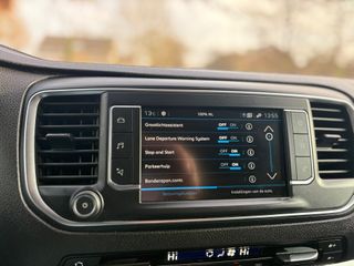 Voertuigafbeelding 16