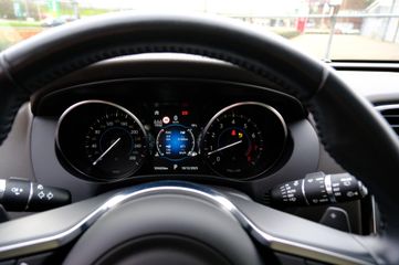 Voertuigafbeelding 12