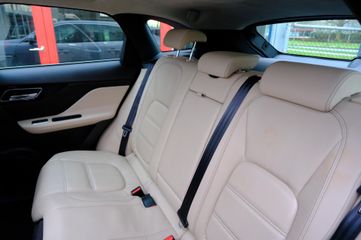 Voertuigafbeelding 39