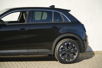 Voertuigafbeelding 9