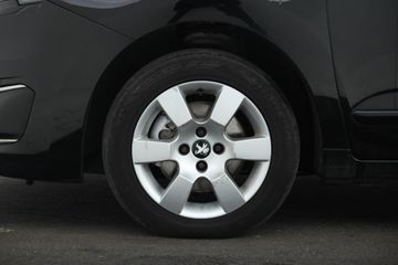 Voertuigafbeelding 6