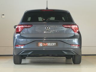 Voertuigafbeelding 12