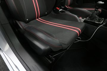 Voertuigafbeelding 24