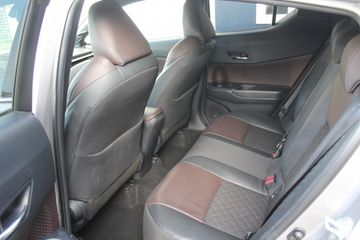 Voertuigafbeelding 12