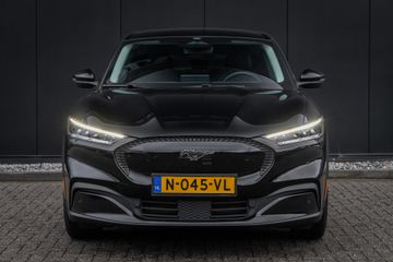 Voertuigafbeelding 1