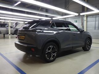 Voertuigafbeelding 2