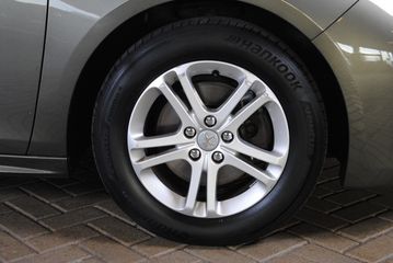 Voertuigafbeelding 3