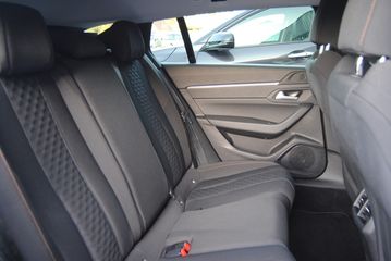 Voertuigafbeelding 7