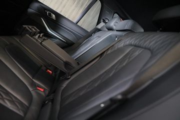 Voertuigafbeelding 36