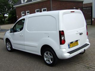 Voertuigafbeelding 5