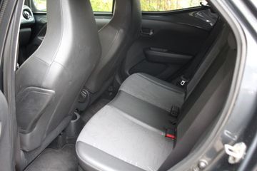 Voertuigafbeelding 24