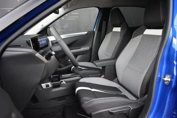 Voertuigafbeelding 6