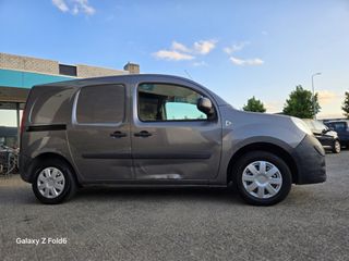 Voertuigafbeelding 8