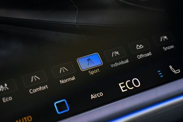 Voertuigafbeelding 38