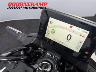 Voertuigafbeelding 16